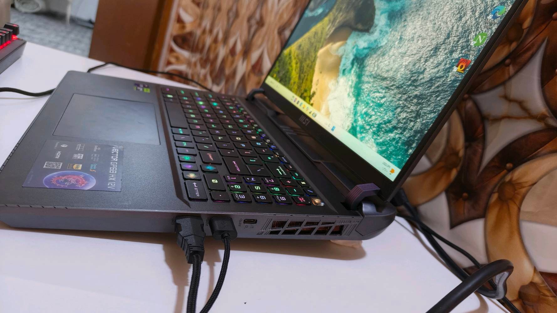 MSI Vector • i9-12900 • RTX 4080