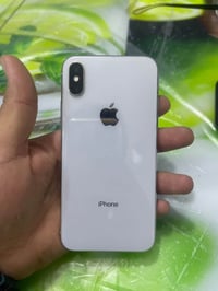 ايفون X • ذاكرة ٦٤ • بطارية ١٠٠٪