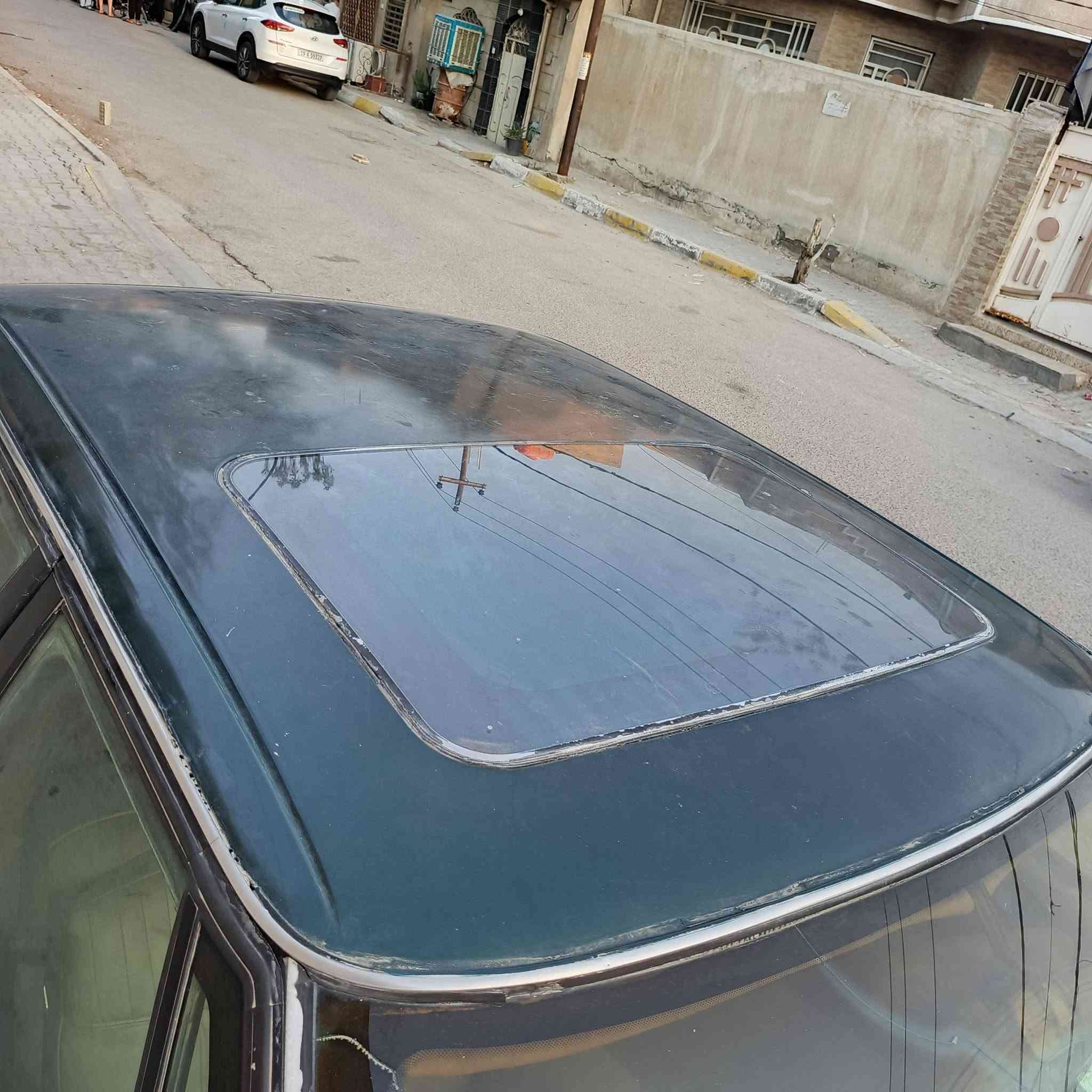 سلام عليكم
بيوك امريكي رقم بغداد موديل ١٩٩٢ كلها على البلادي كير محرك خير من الله حداديه ٧٠٪  سياره معمره صبغ فرن حراري ودوشمه تنته وارضيه وكشنات كهربائياتها شغاله
المحرك بي فقط شويه مراوح بس ماتطفه وموضحه بمقطع فديو للمحرك ترايك وين ماتريد
العنوان كربلاء
***********
***********
السعر   ٥٥  ورقه وبيه مجال

