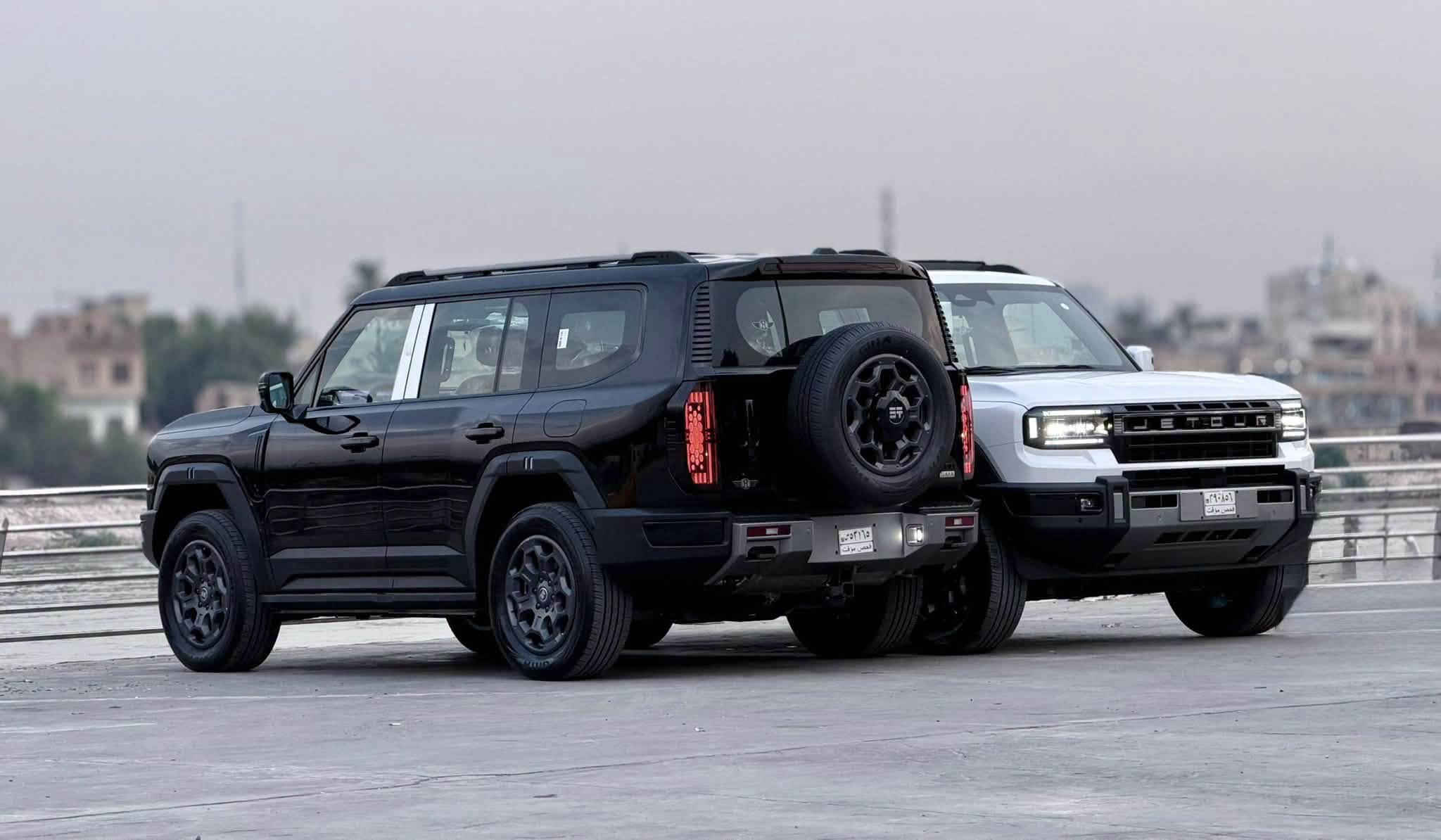 🔥 جيتور G700 Luxury 2027 — زيرو | 904 حصان | Plug-in Hybrid 🔥

السلام عليكم 

🚨 جيتور G700 فول فئة Luxury موديل 2027
✨ زيرو — مرقم بغداد — وكالة هارلم
🛡️ ضمان 10 سنوات أو مليون كيلومتر
💰 السعر: 72 مليون شامل الرقم

🚙 7 راكب — كشنات منفصلة + كشن VIP خلف السائق
🎨 متوفرة: أبيض + أسود
🧡 داخلية برتقالي فخمة

⚡ المحرك والأداء:

• محرك 2.0 لتر تيربو Plug-in Hybrid
• 904 HP
• محركان كهربائيان أمامي وخلفي
• دفع رباعي ذكي AWD
• هيكل Body-on-Frame شاصي مستقل
• خوض بالماء لحد 900 ملم
• زاوية اقتراب 35°
• زاوية مغادرة 28°
• قدرة سحب تصل إلى 2500 كغم
• خزان وقود 100 لتر
• شحن كهربائي مع استهلاك وقود اقتصادي
• أنظمة نزول وصعود المرتفعات

👑 الفخامة والراحة:

• ثلاجة هوائية
• تدليك للكشنات الأمامية
• كراسي جلد كهربائية
• تبريد الكشنات
• مكيف أوتوماتيك متعدد المناطق
• سقف بانوراما
• شاشة بانورامية كبيرة
• عدادات ديجيتال
• بصمة تشغيل ودخول ذكي
• إضاءة LED أمامية وخلفية

🛡️ الأمان والتكنولوجيا:

• كاميرات 480° عالية الوضوح
• رادارات أمامية وخلفية وجانبية
• مثبت سرعة راداري
• مراقبة النقطة العمياء
• المحافظة على المسار
• تحذير التصادم
• أنظمة مساعدة قيادة متقدمة
• وأنظمة ومواصفات إضافية هواية 🚀

📍 الموقع: بغداد — الكاظمية

💰 72 مليون مع الرقم

📞 للتواصل والاستفسار:
***********
