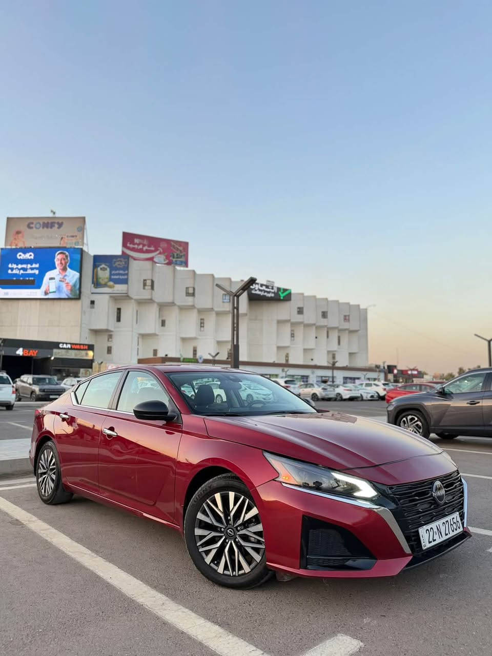 2024 Nissan altima sv 
٢٠٢٤ نيسان التيما 
ماشية 21 الف ميل 
ضرر السيارة جاملغات ثنين وبنيد مبدلات نفس اللون بدون صبغ والدعامية الامامية البلادية مال سيارة ضرر سطحي 
بدون اي دواخل بدون شاصي بدون لغد حتى راديتر بلادي
بيها رصعات بمقدمة القمارة وبالباب الامامي الجهة اليمين بالنقل
ايرباك ستيرن
دخول جديد 
رقم اربيل 
محرك 2500
شاشة كبيرة 
كامرة خلفية
حساسات خلفية
رادار امامي وجانبي وخلفي 
تحديد مسار 
مثبت سرعة
نقط عمياء 
لايتات امامية زنون و led نهاري
كشن كهرباء
ويل كب حجم ١٧ 
دكمة سبورت بالكير 
منافذ شحن امامية خلفية 

السعر 13.800$ وبيها مجال بسيط جداً 
***********
