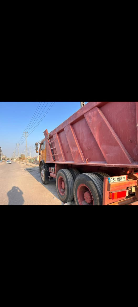 سياره البي للبيع مقفوله راس تريله الشاصي مقفول مجموعه نص جيف رقم اصفر عنواني ميسان ***********. السعر 200 وابيها مجال
