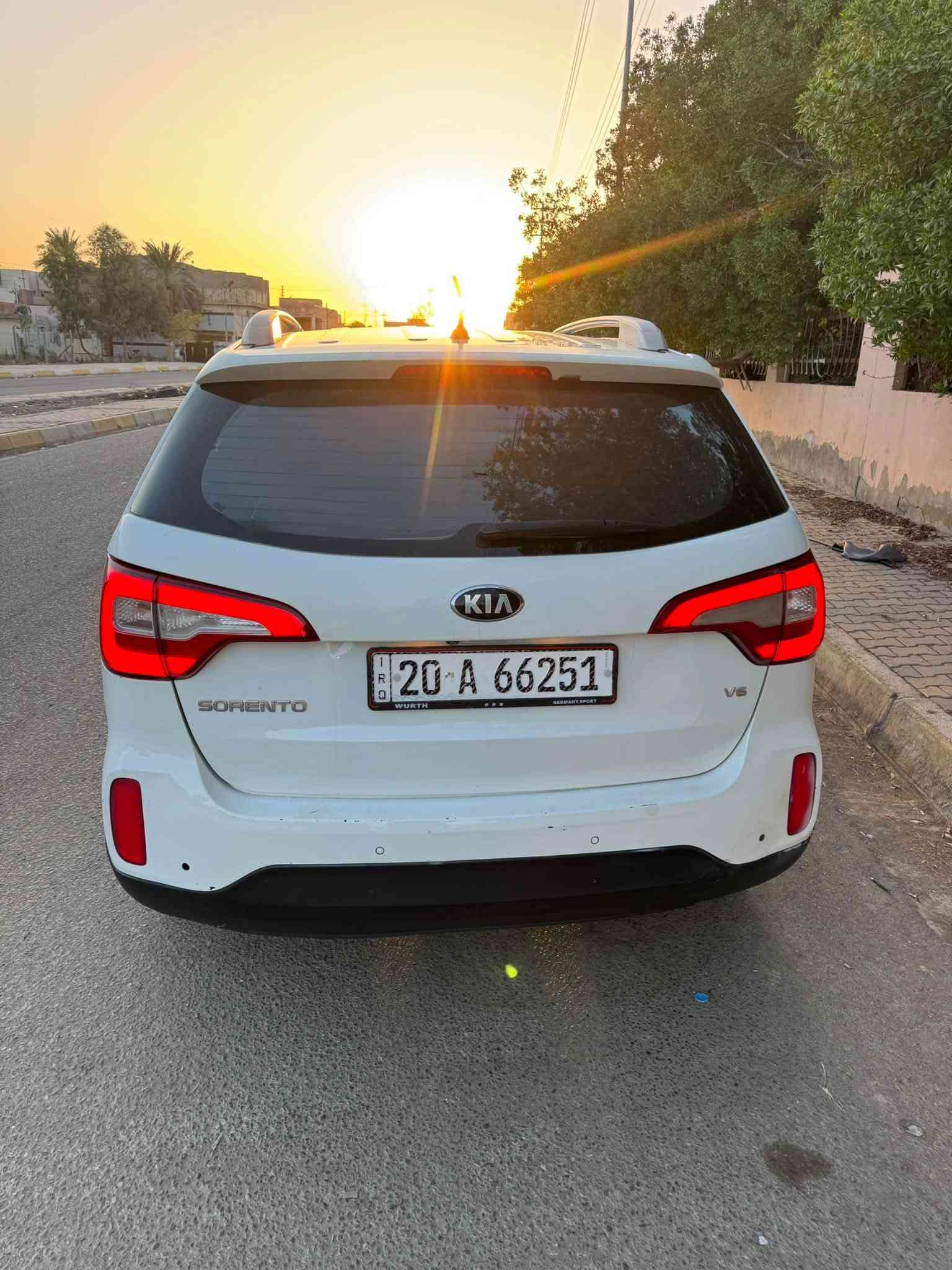 سورنتو ٢٠١٥ • ٦ سلندر • ٧ راكب