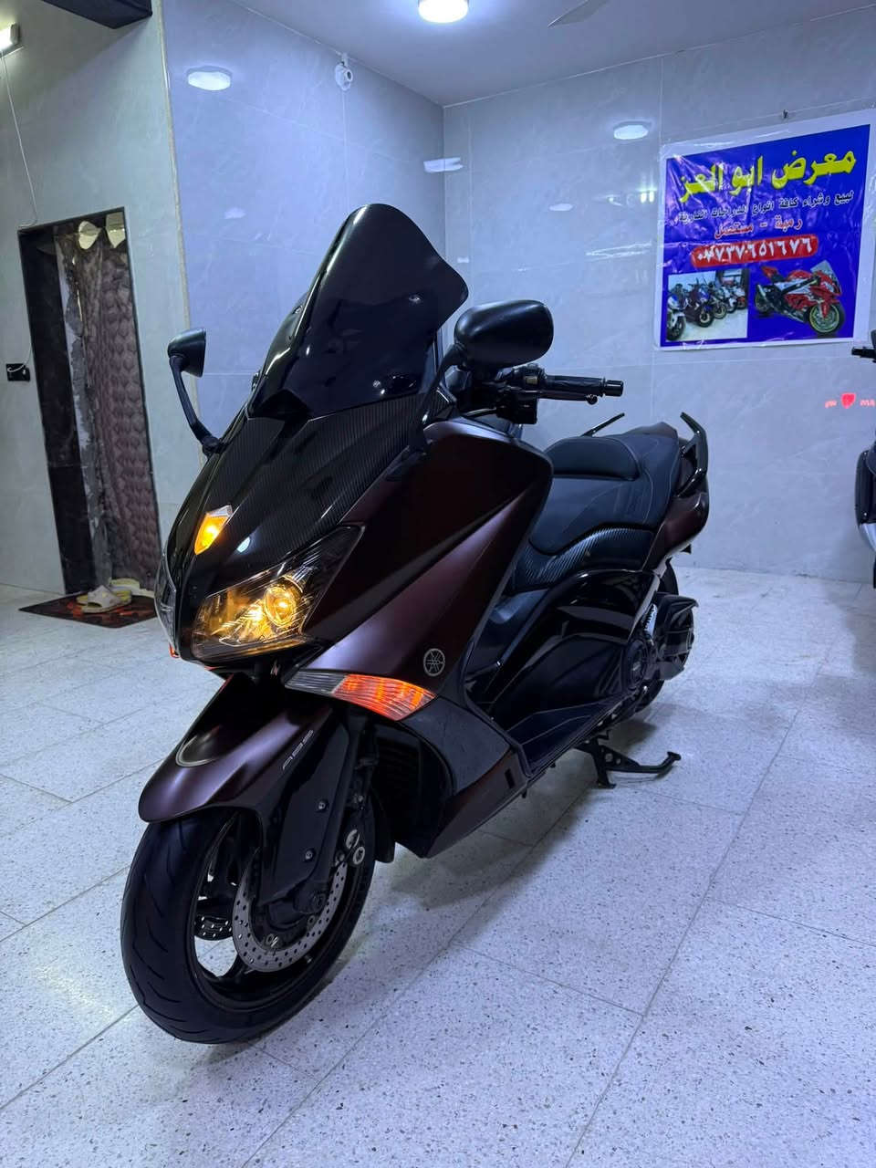 بسم الله ما شاء الله 
TMAX 530 2015 برونزي ماكس
قطعة بحالة الشركة 
جدادة و نظافة 100/100
المسافة المقطوعة 28km
بدون مراوس وبدون رقم فقط عقد المعرض
العنوان مدينة الصدر شارع الفلاح قطاع 12
الراغب بالشراء هـ***********
