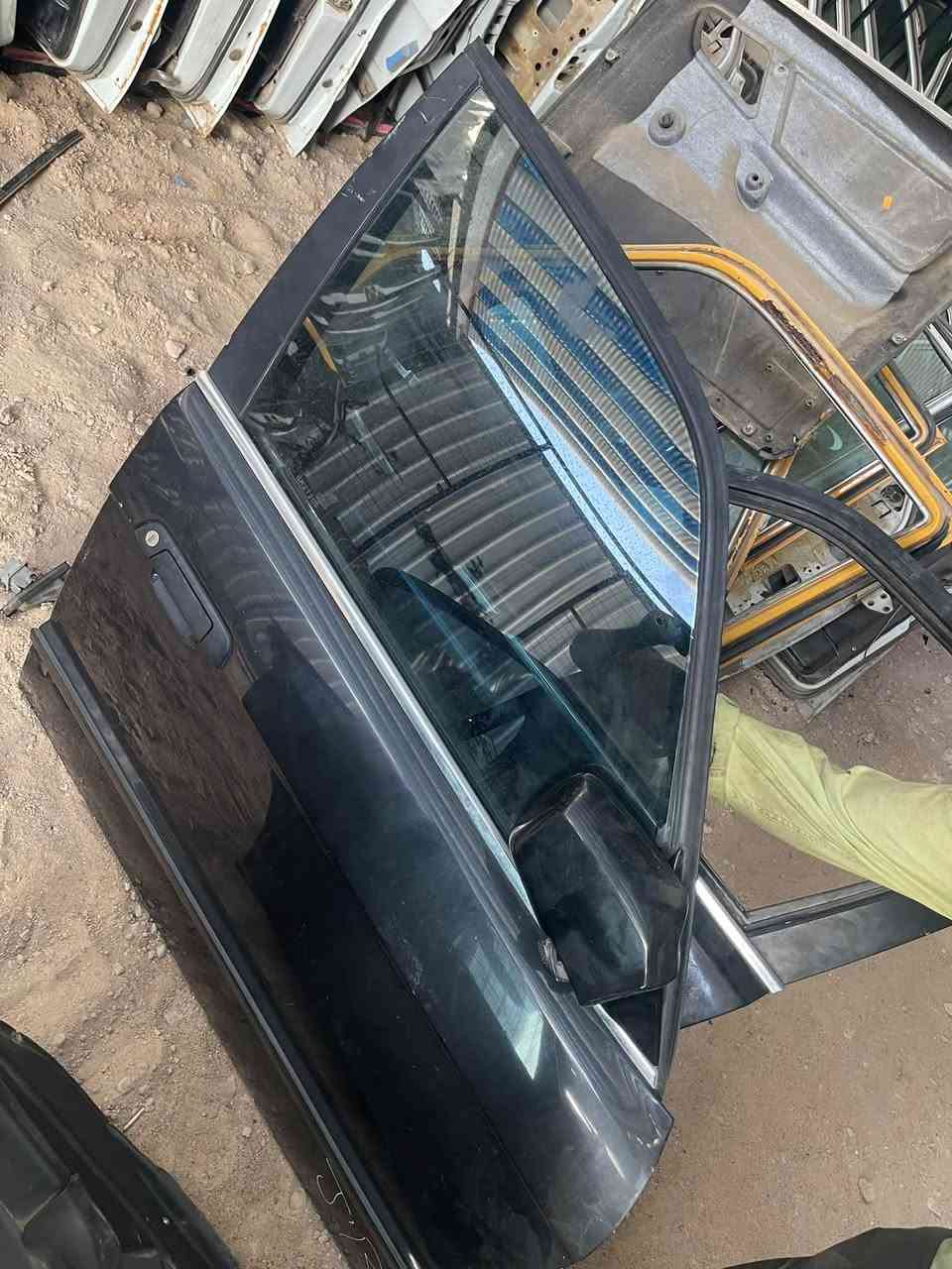 سلام عليكم بيبان بيم للبيع الشراي يتصل ***********وليد
