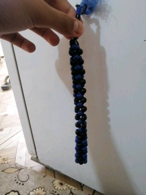 سبحه ازرك واسود