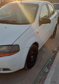أفيو  ٢٠٠٦  گير ومكينة مكفولات  تبريد ثلج  گيرعادي مكينة نوع مفتوح بدي...