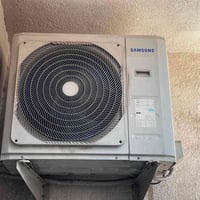 عندي سبلت ساسمونغ samsung 2طن مستعمل اخو الجديد، السعر 900 واتساب 0772...