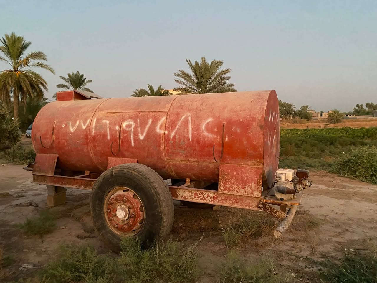 سلام عليكم مقطوره ماء سعه ١٢ الف لتر ماء للبيع مكانها ديالى  للاستفسار الاتصال ***********
سعرها 1750
