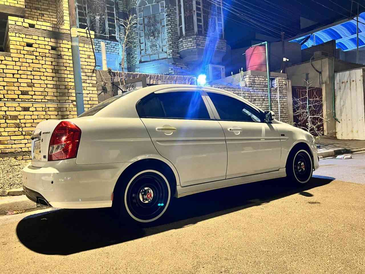 اكسنت موديل 11  ب أسمي كفالة عامة بصرة حي المهندسين سيارة كاملة محرك جديد تخم تاير حدادة كلش جاهزة تبريد من كلشي جاهزة السعر 100  والي مو شراي لايكسر  بحلالي نظافة مية ب لمية *********** ماعندي ماسنجر الاتصال ع رقم
