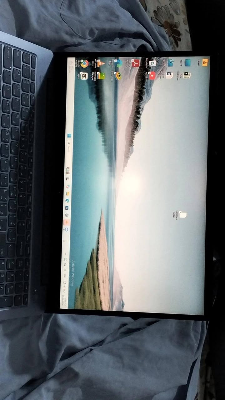 لينوفو • i3-1315U • ٨ جيجا رام