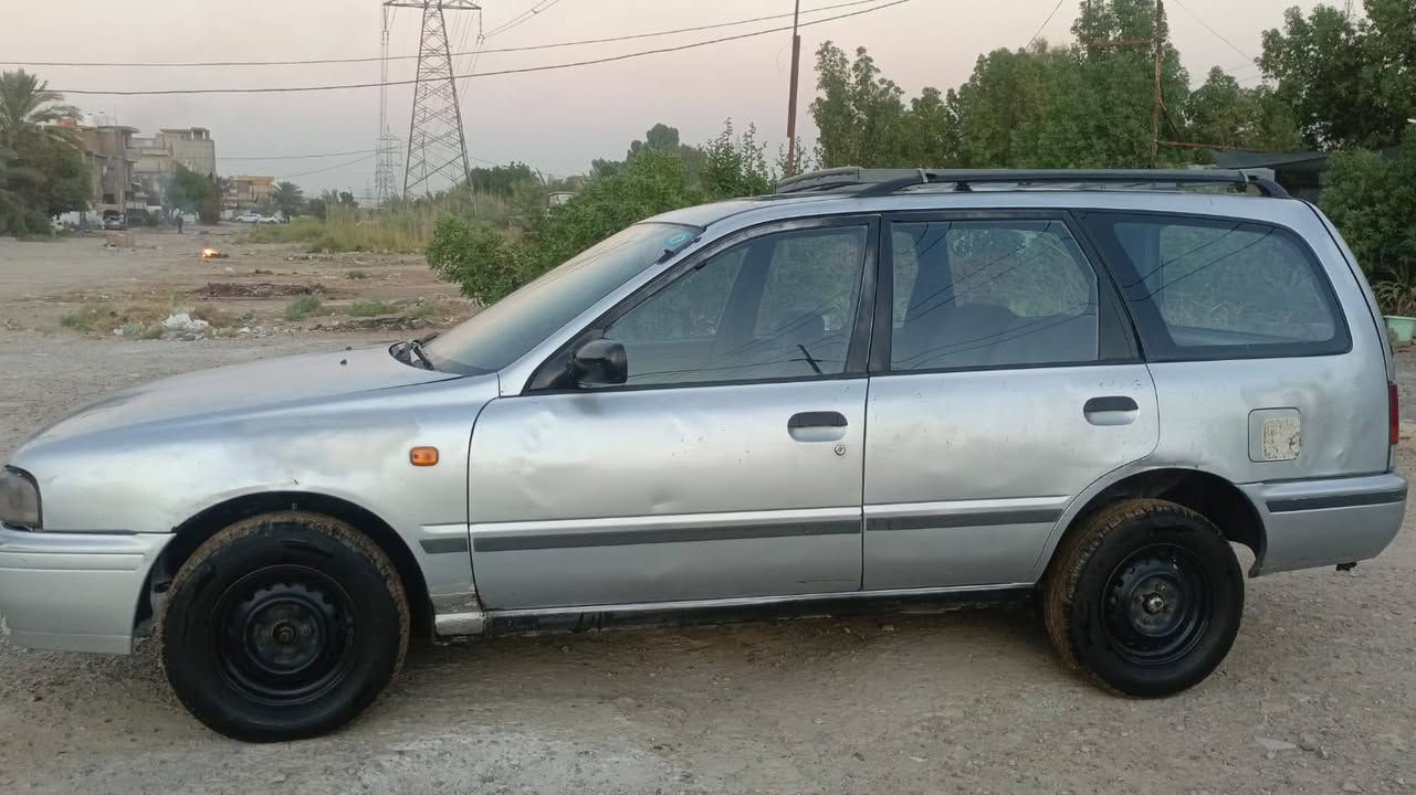 سيارة نيسان ستيشن موديل 91 
سيارة بسمي رقم نكليزي رقمها بغداد
المحرك بي خيط بخار و سيارة جاهزة
 السعر30
 العنوان بغداد
رقمي ***********
