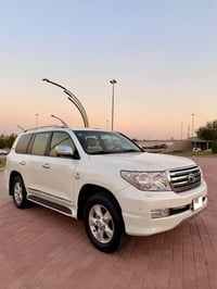 لاندكروز • ٢٠١١ • فول مواصفات