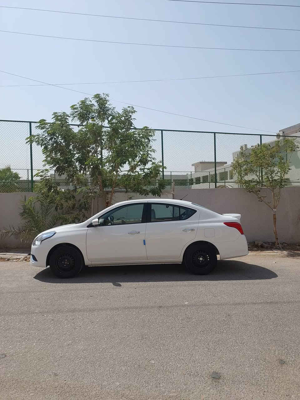 نيسان صني موديل ٢٠٢٥ ماشيه ٣٠ سيارة بيه فقط دحجه بسيطه بالجاملغ الوره وبيه طخه زغيره بلدعاميه غير هذا كفاله مكاني النجف الاشرف السعر (١٢١)
***********

