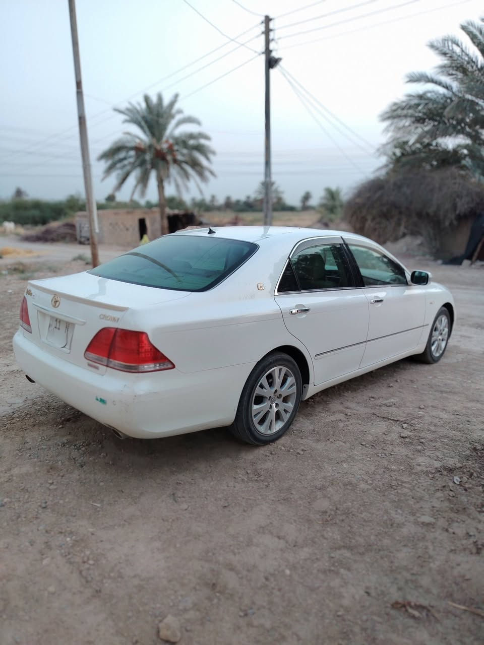 السلام عليكم شاهينه 2005 شاصي 82 مكفوله كفاله عامه من كلشي مواصفات فتحه 3دكم اربع بصمات ابواب رادار امامي  حساس امامي خلفي داخل بيجي السعر 150 وبيها مجال للاستفسار اتصل ***********
