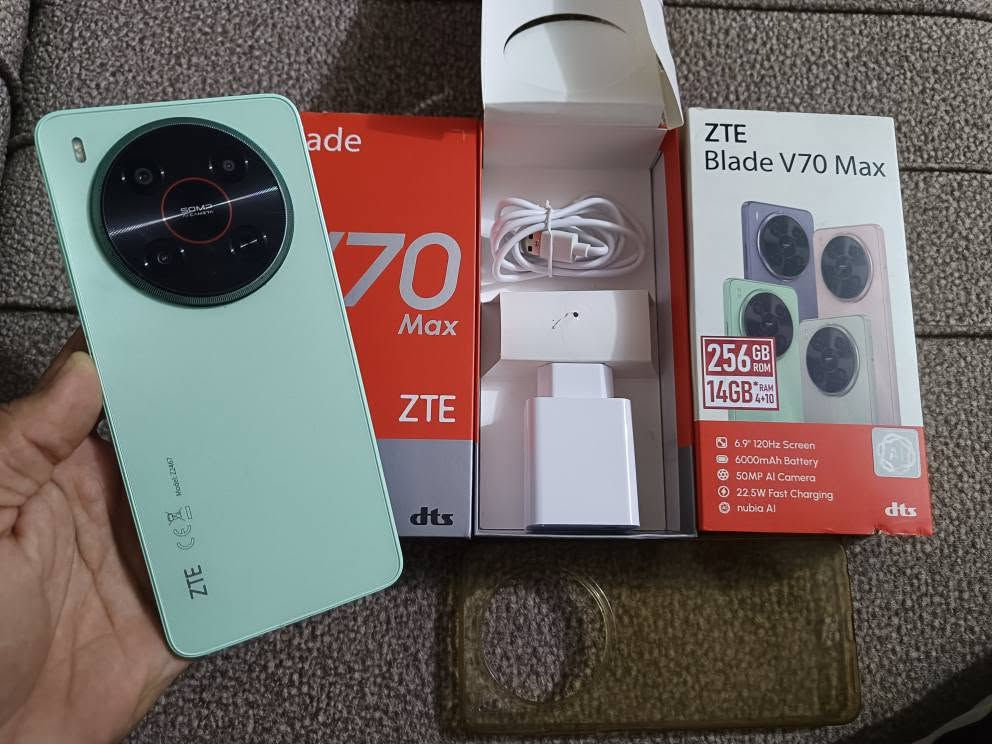 زد تي إي V70 ماكس • شاشة ٦.٩ ١٢٠ هيرتز • ٢٥٦/١٤