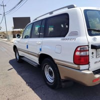 لا ندكروز  كاز ٢٠٠٣ قطري دبل تانك دبل سبير تدفئه تبريد شغال حداديه وره...