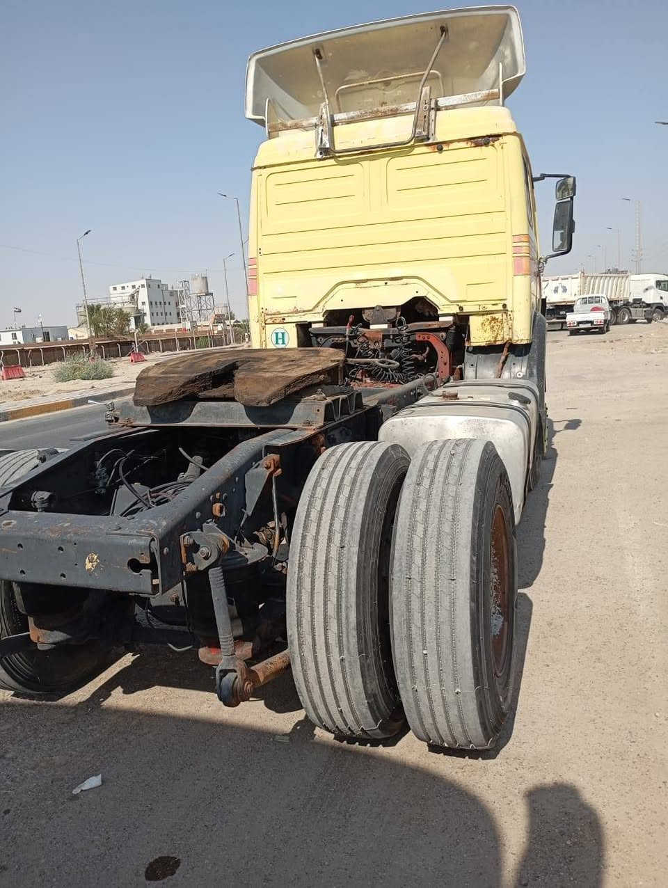 سلام عليكم سياره البي مديل 88 مكينه 28 بيهه بخار كير 190تخم تاير رقم :*********** مكلف بل نشر
