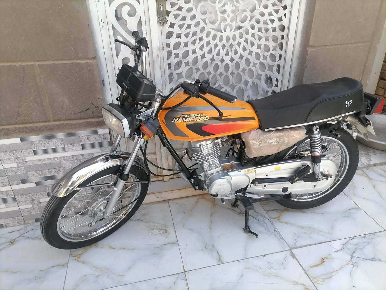 للبيع دراجه نامه سكنر 
المكينه مامفتوحه خير من الله سوق شيوخ 

*********** أو خاص سعر
