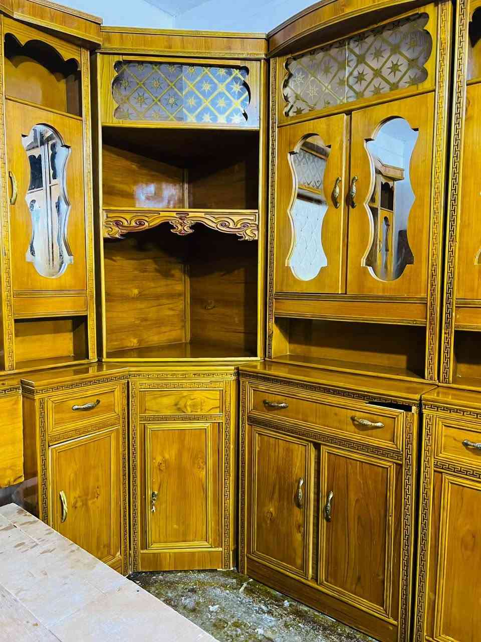 يتوفر غرف نوم نظافه فول بأنسب الاسعار للاستفسار الاتصال ع الرقم ***********
