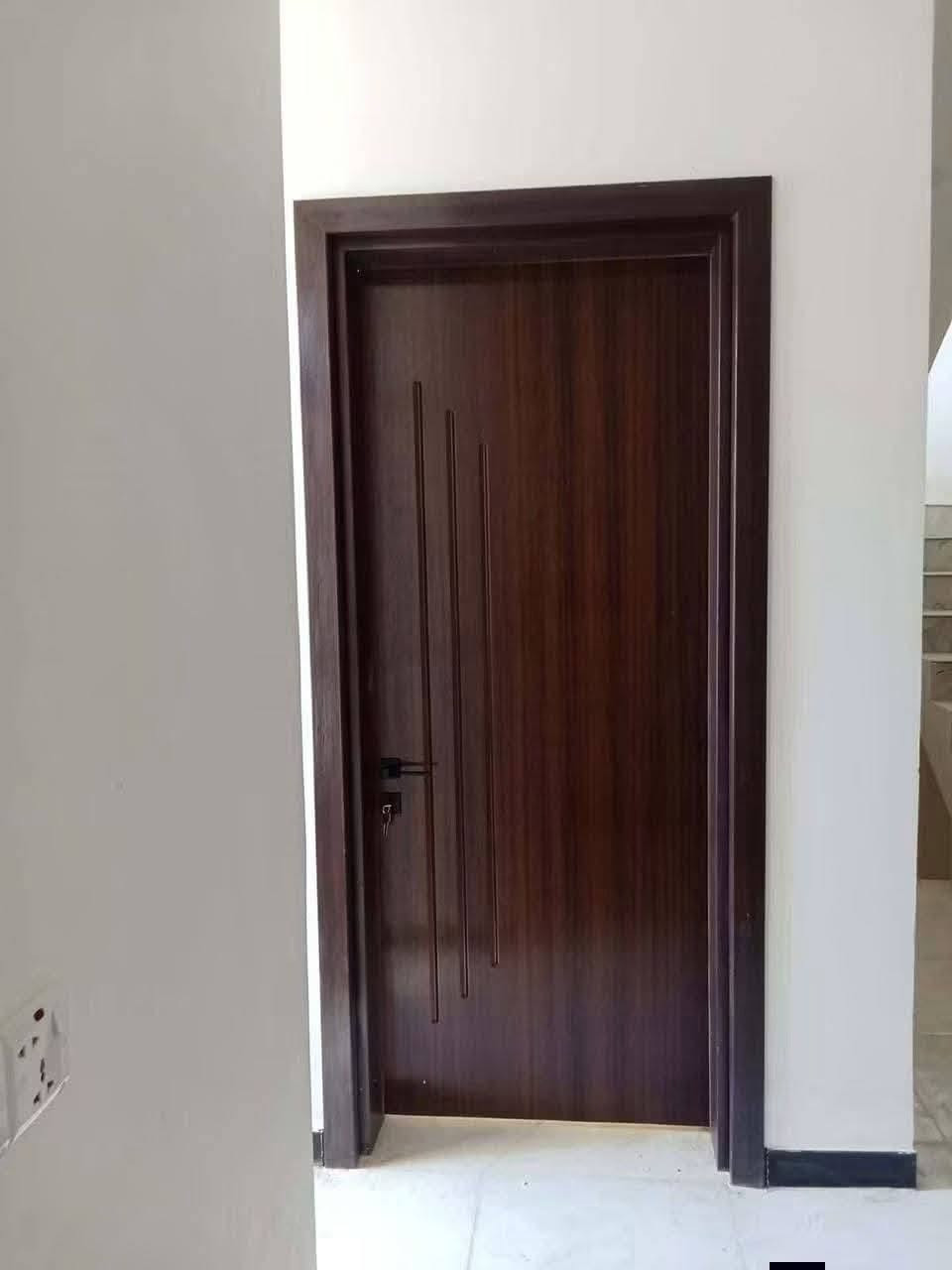 سلام عليكم بلاش وشرط فوم وتوصيلك مجاني اتصل ودلل ***********
