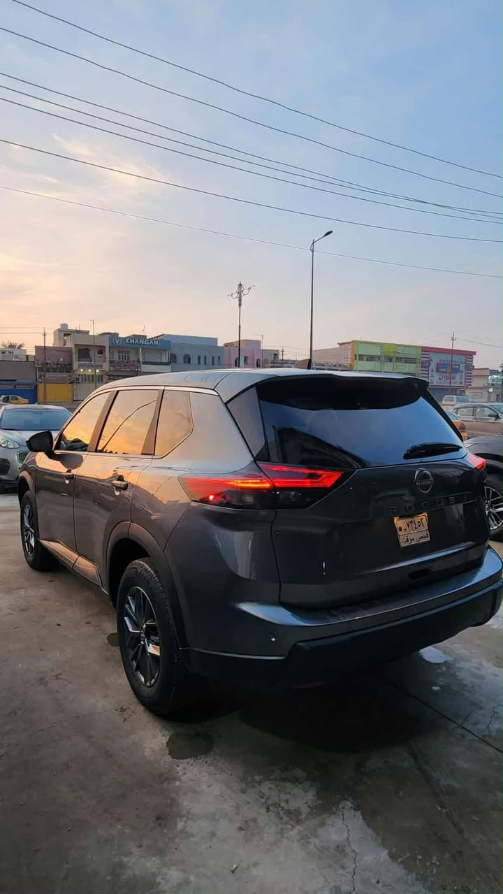 نيسان روج 24
مرقم بغداد  بسمي 

ضرر بس بنيد بدون شاصي أو لغد شرط

***********

145$
