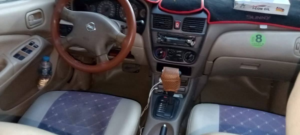 سني ياباني ٢٠٠٨ محرك اسود ١٨٠٠ جديد كير واتماتيك بيه تاخير الصبح بس سنويه غير منتهيه دخل جديد تخم تاير جديد بيه معجون وره باب السايق وطخه بالجنطه بدون دواخل او ضربه قويه السعر ٨٥ للتواصل ***********
