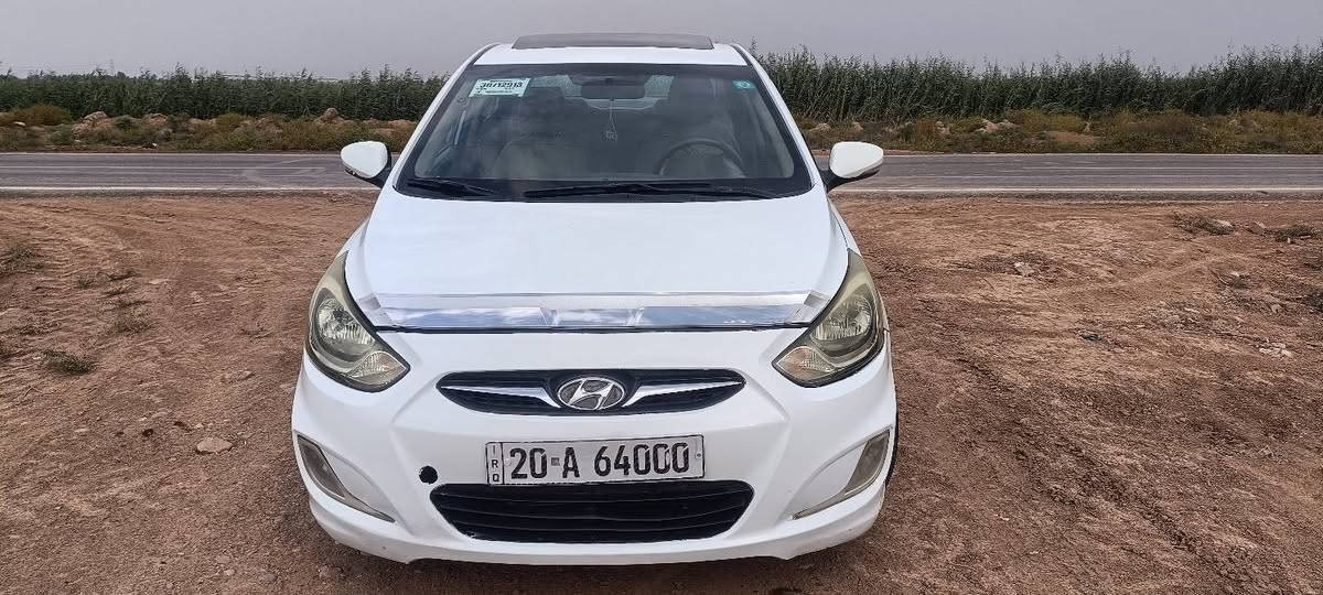اكسنت 14 خليجي فول مواصفات 
محرك 1600 
محرك وكير خير من الله 
تبريد ثلج 
شاشة كامرة
تحكم جهتين
فتحة
مكفولة ما عدا ربع باب السايق
والسونار بالمنشور 

السعر 90 وبيه مجال
مكاني ديالى خان بني سعد 
***********
