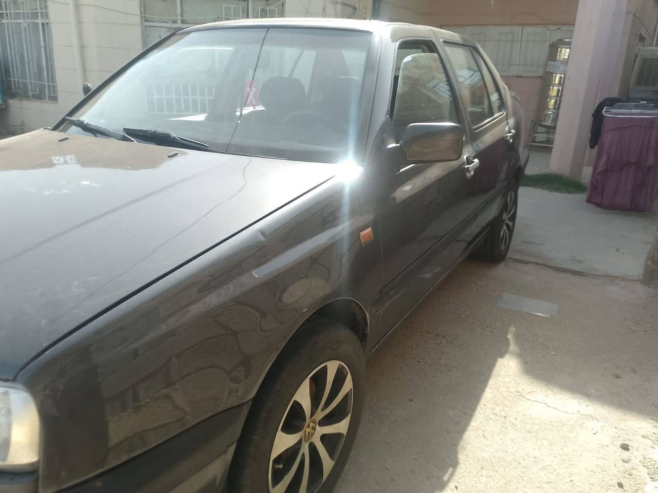 فنتو موديل 94
محرك 2000
كير اوتوماتيك
سنويه 2031
هزه جديده
فتحه سلايد كهرباء
جكات بالبنيد والصندوق
بغداد _الدورة _حي اسيا 
السعر 48 ورقه وبيها مجال 
***********
