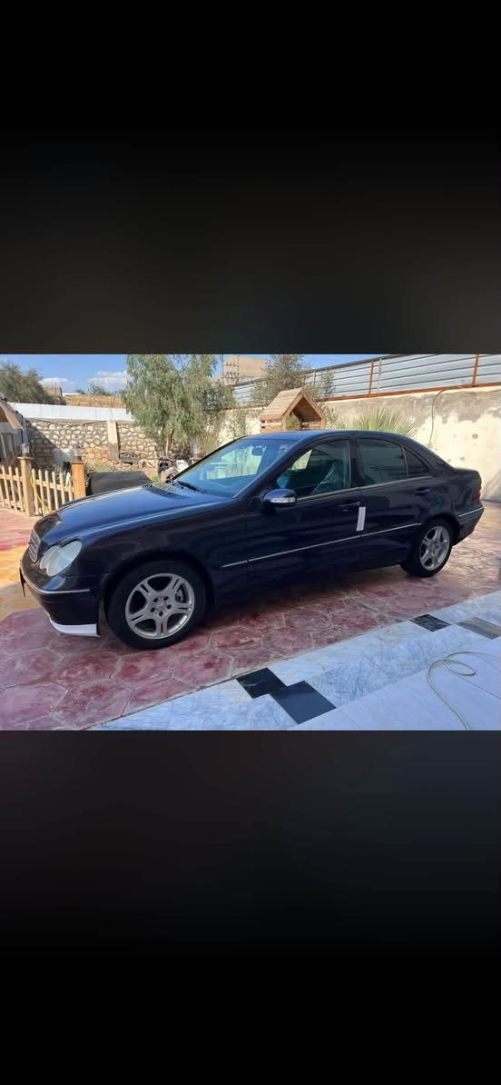 مارسدس موديل 2000 كير ومكينه ياباني السياره جاهزه  رقم اربيل شرط التحويل مصبوغه عام جماليه فقط *********** السعر 45
