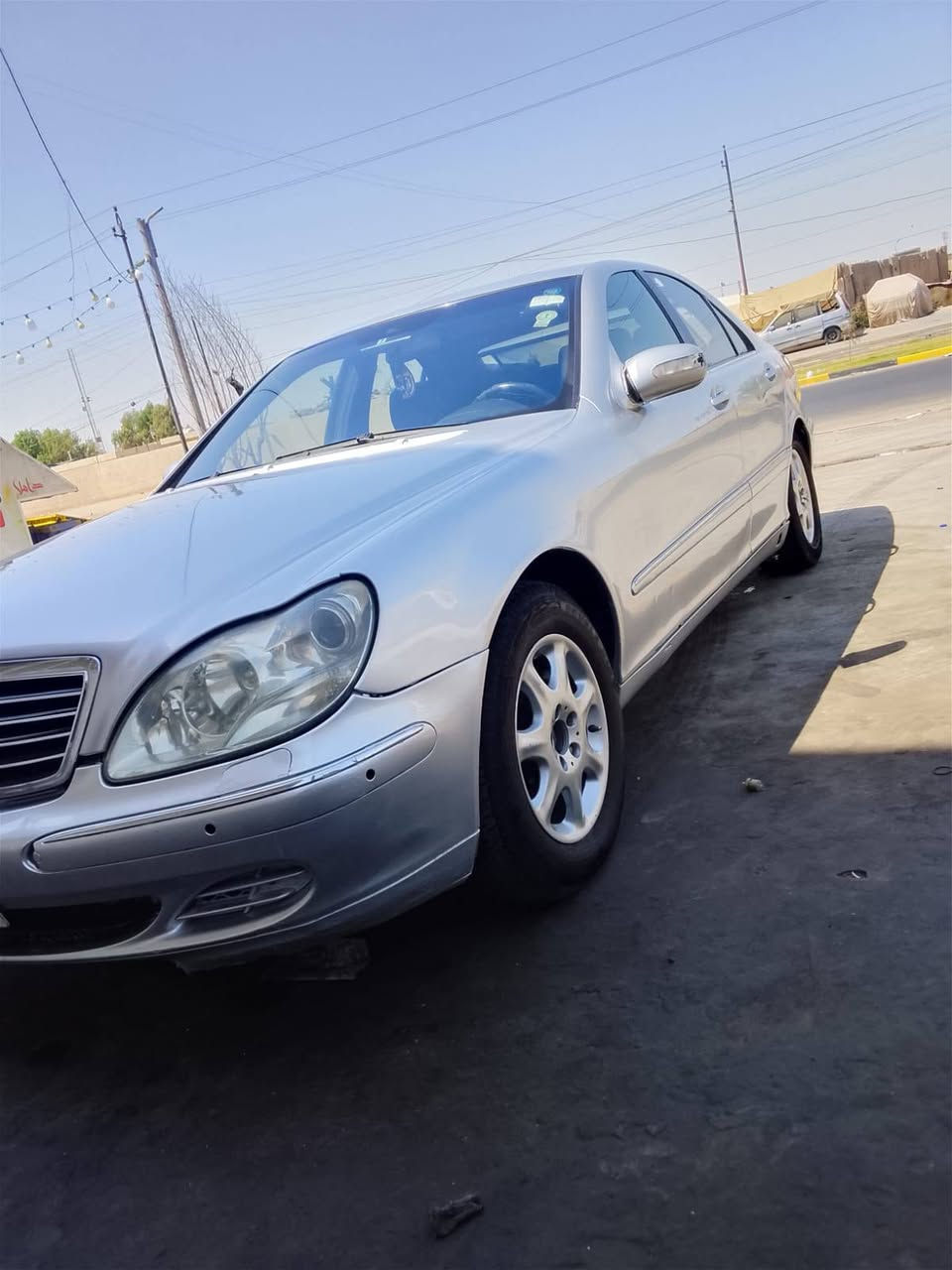 السلام عليكم مارسدس غواصة 2002حجم 500S السيارة فول مواصفات لئخير دكم ناعمة مكينة وگير واكسل مكفولة السيارة ابلادية بدون تبديل مصبوغة عام اثر جراد شرط جوبلسات كلهة شغالة ومواصفات الغواصة معروفة تبريد تدفئة كلة شغال مكان السيارة بغداد تحويل مباشر مكان السيارة بغداد مدينة الصدر  السعر (٩٠) *********** السيارة مسويلهة إدامة كاملة وانصبغت قبل ٢٠ يوم ومواصفات الغواصة معروفة
