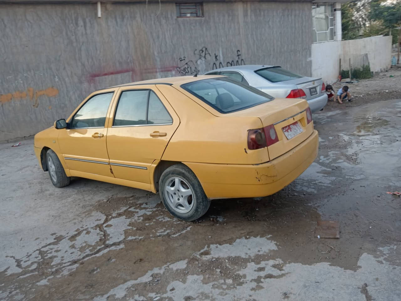 لەکەلارم
تاکسی جیری بەتامی یارس
مەکینەی یارس 
گیر اوتوماتیک
سەنەوی عاجیە بەشەرتی حاسیبە
16گلاو مەعامەلە 
***********

