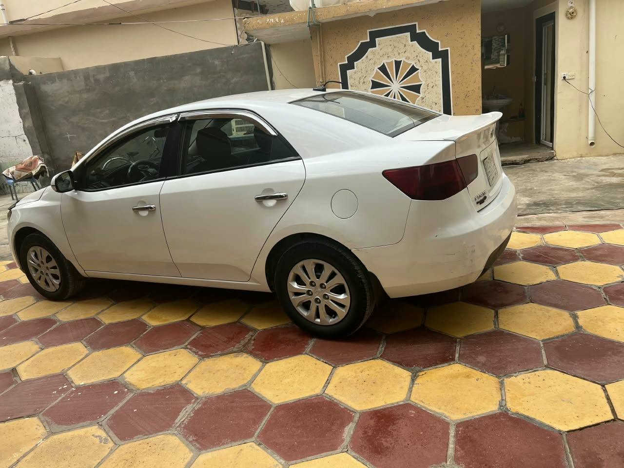 السلام عليكم فورتي موديل ٢٠١١ مكانها ديالى المقداد‪يه *********** الاستفسار على صاحب السياره اني مكلف بالنشر يعني مااجاوب على الخاص تحياتي للجميع ....
