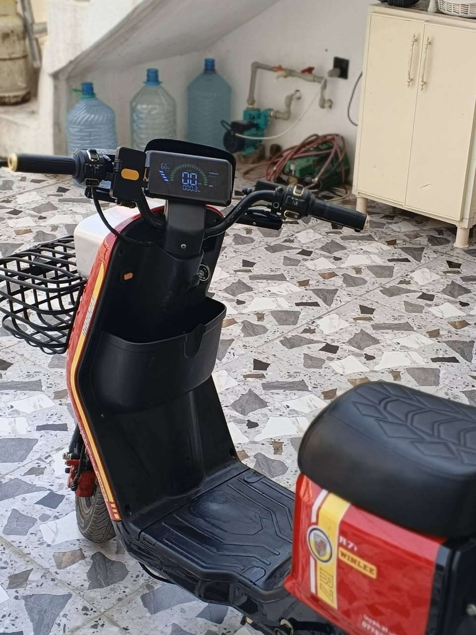 👋سلامو علیكم R7 للبیع فول مواصفات فول رزانه5ببطاریات اكبار  بطاریات شرطط 32 امبیر ابول ختم 2026 یعنی طیاره لوك الدراجه بمعن الكلمه لوك مابی ایعیب بی نضام بك بلوتوث اربع نمر شاشه دیجی تال 
مشغل سویج كارت بصمه او یشتغل عل موبایل یعنی فول مواصفات مكانی كركوك السعر 500بی مجال قلیل للشرای جوه ال400 لای علق اسمعە حجی میعجبە لل استفسار اکثار یخابری *********** بی واتس اب تحیاتی👋
