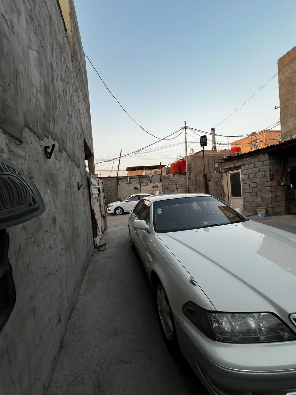 السلام عليكم مارك 200 مكينه 1jzتيوربو سياره جديده بمعنه الكلمه جاهزه من كلشي كفالى من كصه او نقل او ضربه قويه حداده فول مكينه كير كفالى تبريد ثلج كزوز رياضي ويل تورير شوته رياضي كولر رياضي تايرات بل كارتون السياره امسستمه سستم سماعات شاشه غرفه بل كارتون سياره بعد بيها هواي اضافات اللاستفسار ***********السعر 87 ورقه بيها مجال ماكو مارك تيروبو بهيج سعر العنوان بصره ابي الخصيب حمدان 
مرواس عادي شنو عندك دزلي رقم بصره تحويل ثاني يوم
