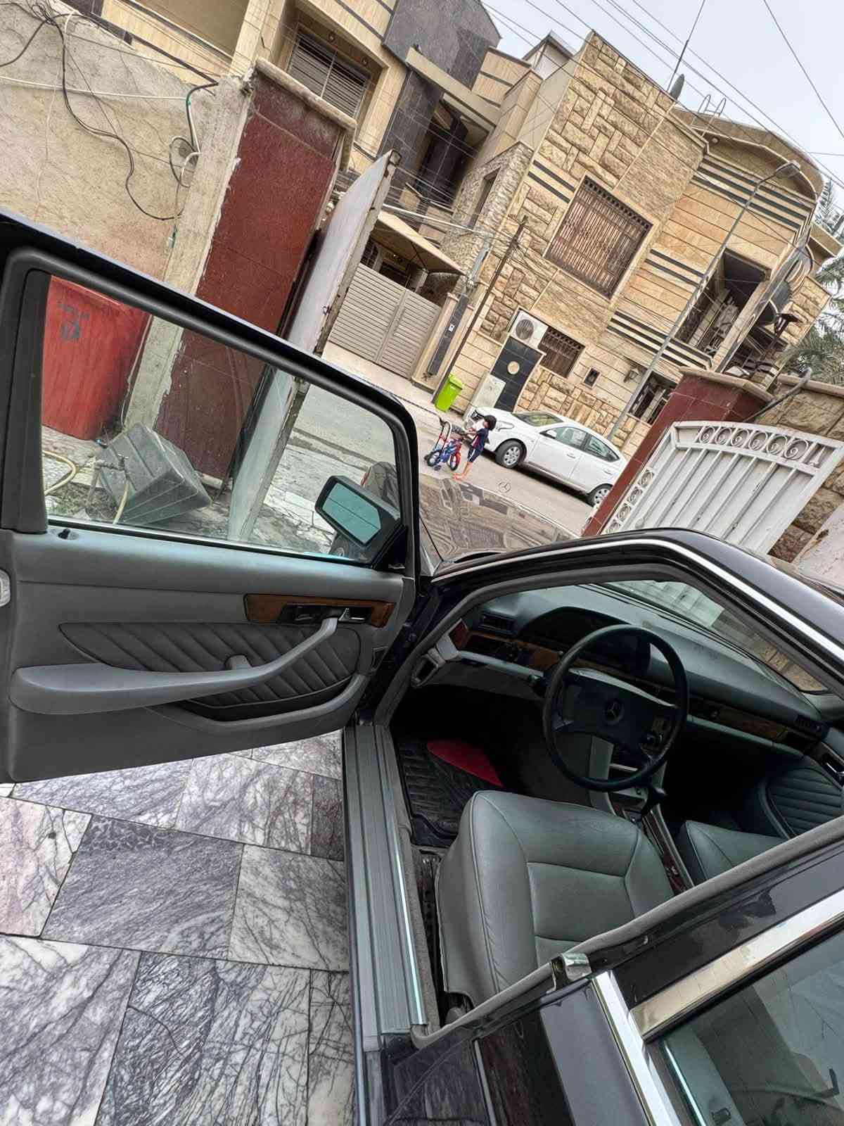 مارسيدس • موديل ١٩٩٠ • بدون حادث