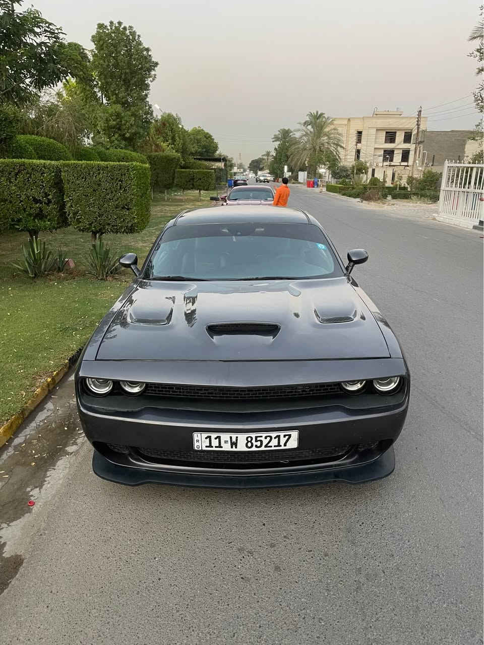 يا الله 
السلام عليكم .. 
جالنجر SXT 15
رقم بغداد دولي 
كير محرك اكسل تبريد كفالة 
صدر امامي جديد 
ماشية 92 ميل 
ويل نجمة ابو الخسفة القوية تو سايز 
عليها اكس بايب وبرمجة مراوح وبانزين 
صبغ 4 قطع 
السعر 124 وبيها مجال 
مكان السياره بغداد حي الخضراء
*********** واتساب
*********** اتصال بغداد, العراق
