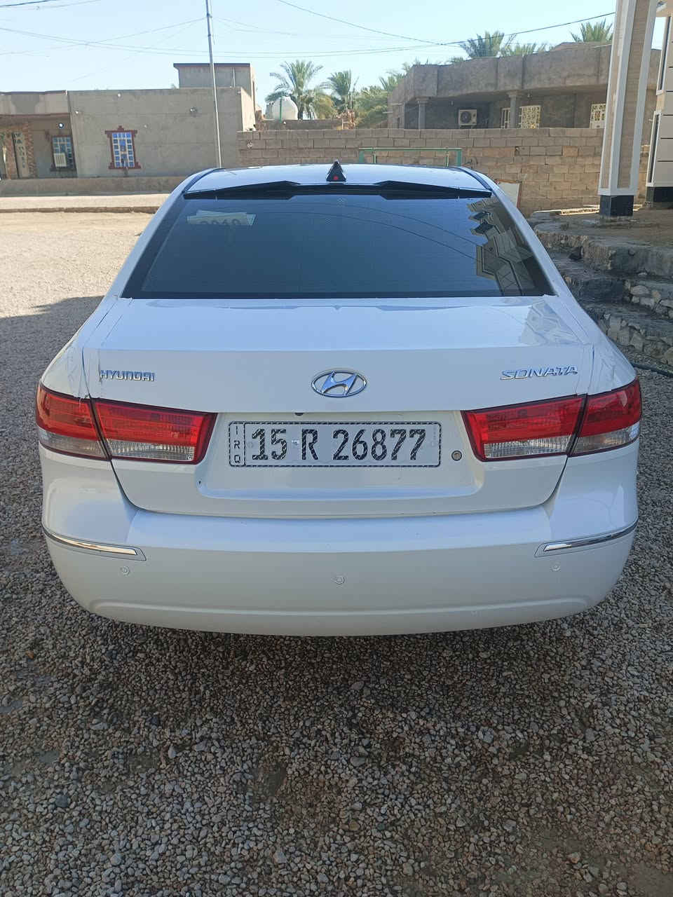 للبيع سوناتا موديل 10 خليجي مكفول ملاحظه شي بصيط محرك دوش 2400مكان السيارة الانبار رقم الهاتف ***********
