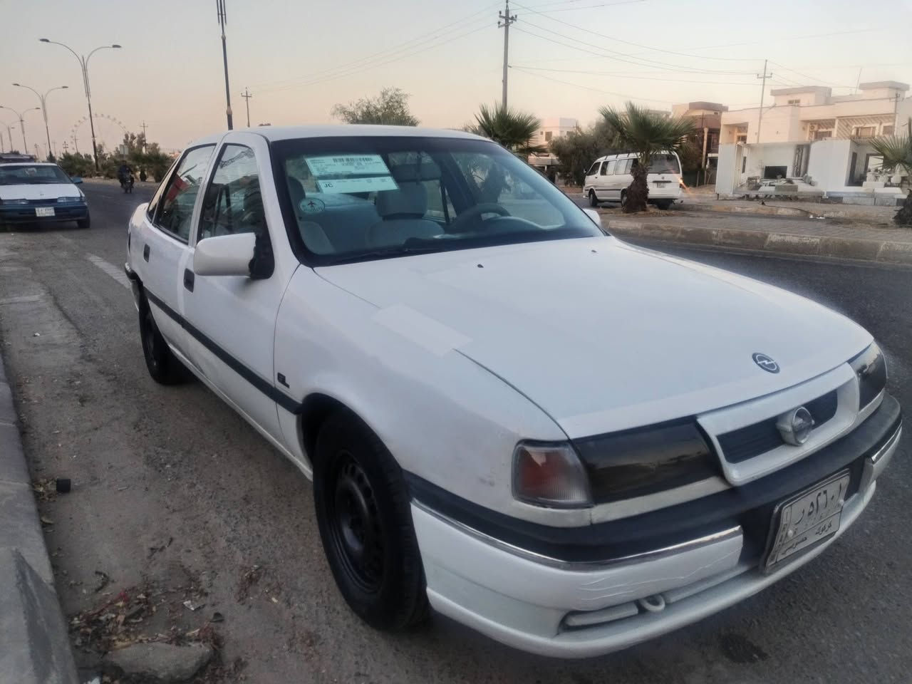 اوبل فكترا حجم ١٨موديل ١٩٩٣كير اوتوماتيك مشروع وطني دفتر بانزين صدر جديد كهربائيات كلة شغاله بدون ضربه بدنه بلاد خلفي اامامي هلالات مامعمره بعد سياره كم قطعه صبغ بدون شواصي بدون حوض بدون تكمات كله بالشرط مكينه لاصرف ولا صوت وكير بالشرط سعره ٤٦وبي مجال قليل للطيبين *********** كركوك حي الوحدة
