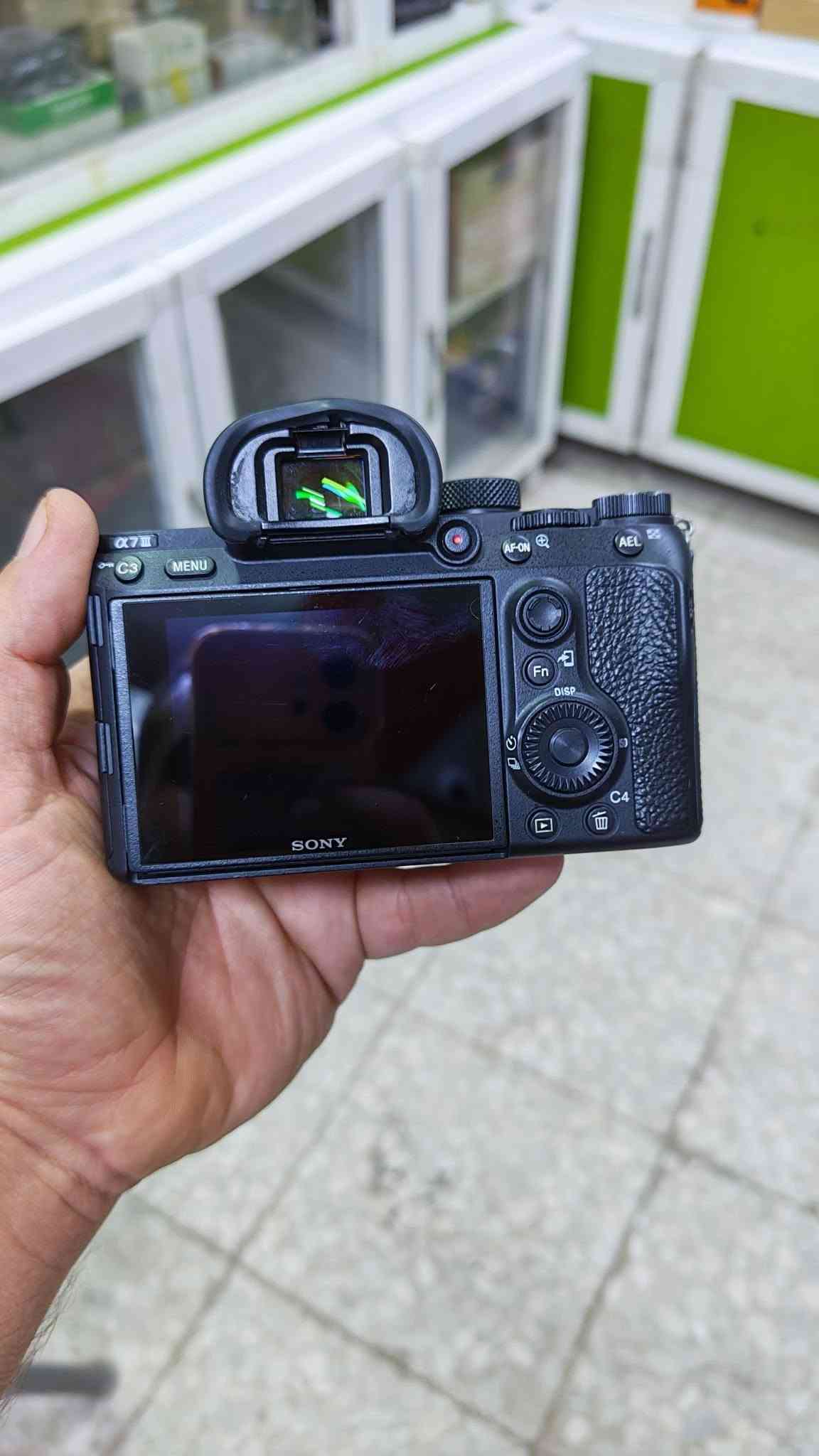 SONY a7lll + 17.28 F2.8 DXlll
نضافه99 %كامل ملحقات حزام شاحنه بطاريه جنطه 
سعره مليونين و 150الف 
مكاني بابل 
***********
