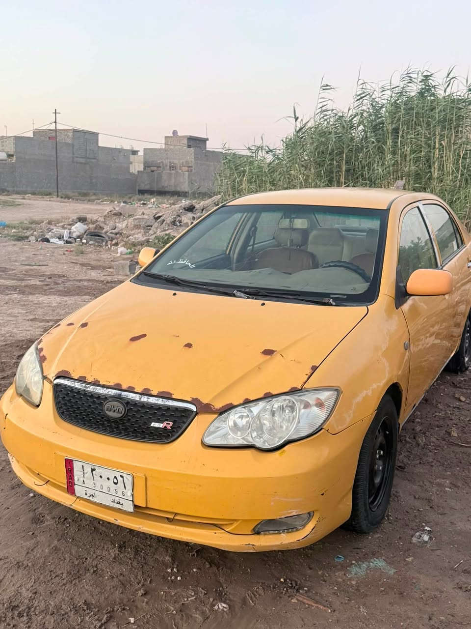 السلام عليكم بي واي دي f3  مديل ٢٠١٠ محرك ١٦٠٠ لانسار كير عادي سياره بيه خياسات ب الدوسات وبيه البنيد فقط وبيه مشط الستيران ينضاح من بوري صدر جديد قبل شهرين بدلت كله بسمي سنوي الى ٢٠٢٨ عرضه ب 34 وبيه مجال *********** بيه وتساب
