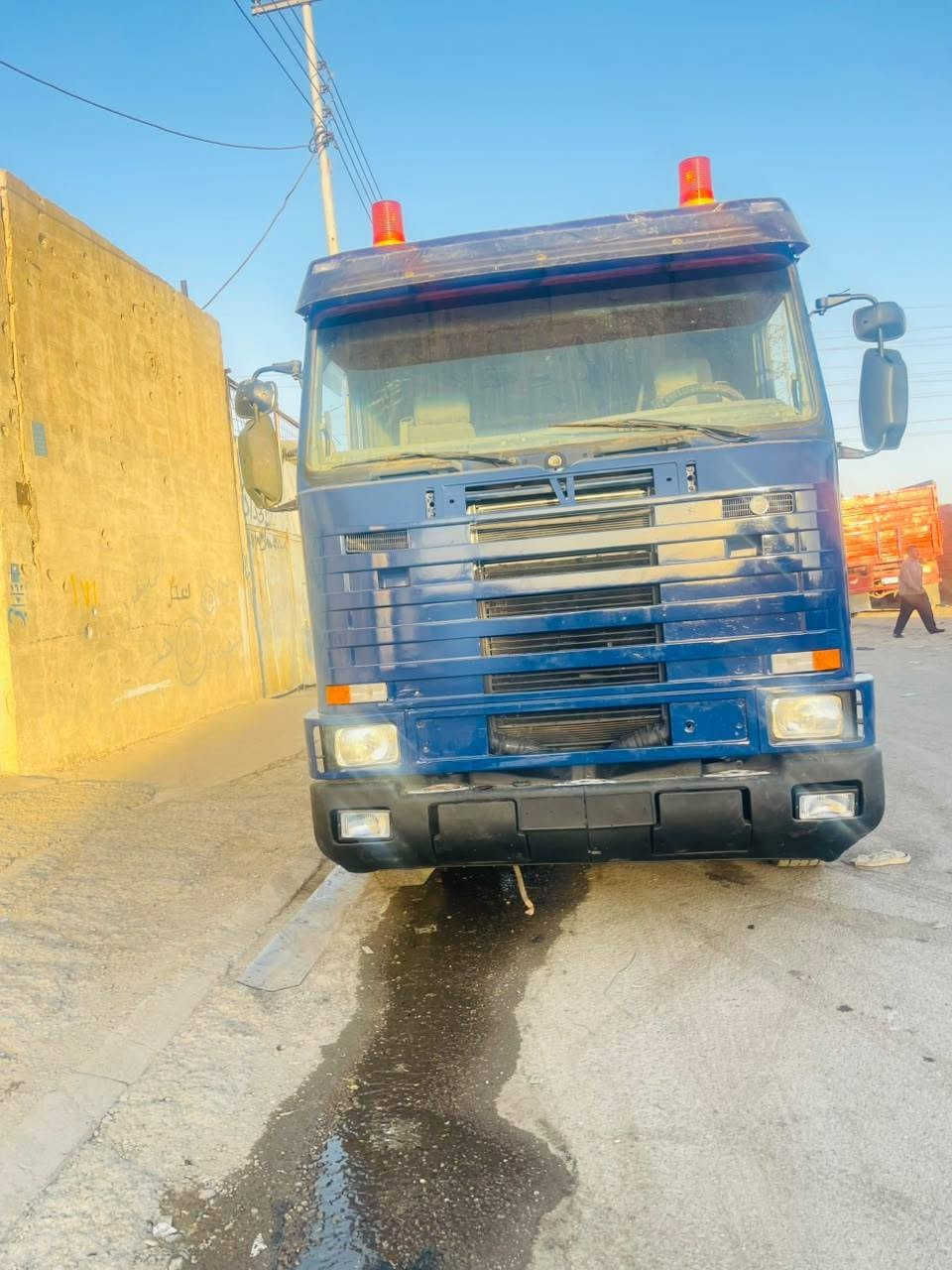 السلام عليكم
للبيع تنكر رقم نيوئ الماني الشرعي من اسديره شرط التحول حصة كاز بي
سكانيه موديل 96 بطه
محرك شرط 5 كير شرط5
السياره جاهز عالشقل مصرف عليها مابيه اي نقص  
 مكان السياره الشرقاط شكرأ
السعر 155 وبيها مجال للشراي بيع نقد فقط بدون مراوس للستفسار ***********
***********
ملاحظه المو شراي لايخابر
