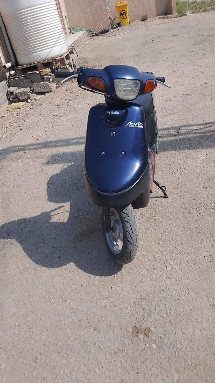 بطه للبيع ماناقصها شي السعر 300 وبيها مجال  رقم الهاتف ***********

