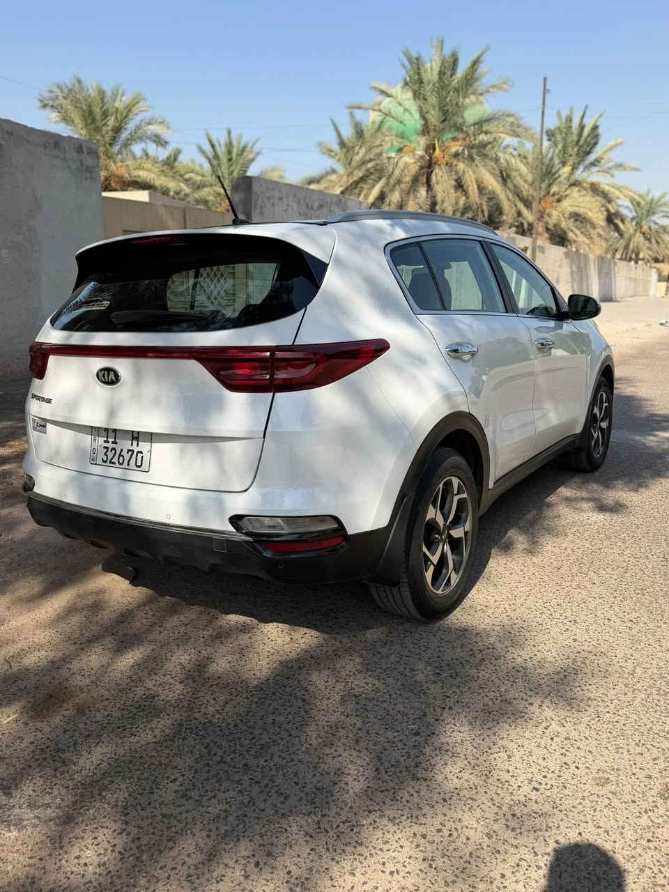 سلام عليكم
كيا سبورتج   خليجي
ماشية ٧١ km
موديل 2020
رقم بغداد بسمي دولي
مكينة ألفين دوش 
بانورما
شاشة
كامرة
حساس امامي وخلفي
لايت زنون 
تحكم استيرن فول 
اضواء ترحيب 
نظام ايكو 
حاكية ' ابلوتوث  
يدات نيكل 
اشاير بلمري 
كير ومكينة مكفولات 
كلة شغال  ميكانيك خير من اللة سياره جديده تخم تاير جديد 
مكفولة من كلشي عده بارد كد شبر بل باب خلف سايق 
سبير اصلي ما نازل 
سويجين أصليات موجودات سياره خير من الله كل نقص ما بية  
 
سعر ١٨٧ قابل لل تفاوض 

رقم الهاتف :***********

مكاني بغداد السيدية
