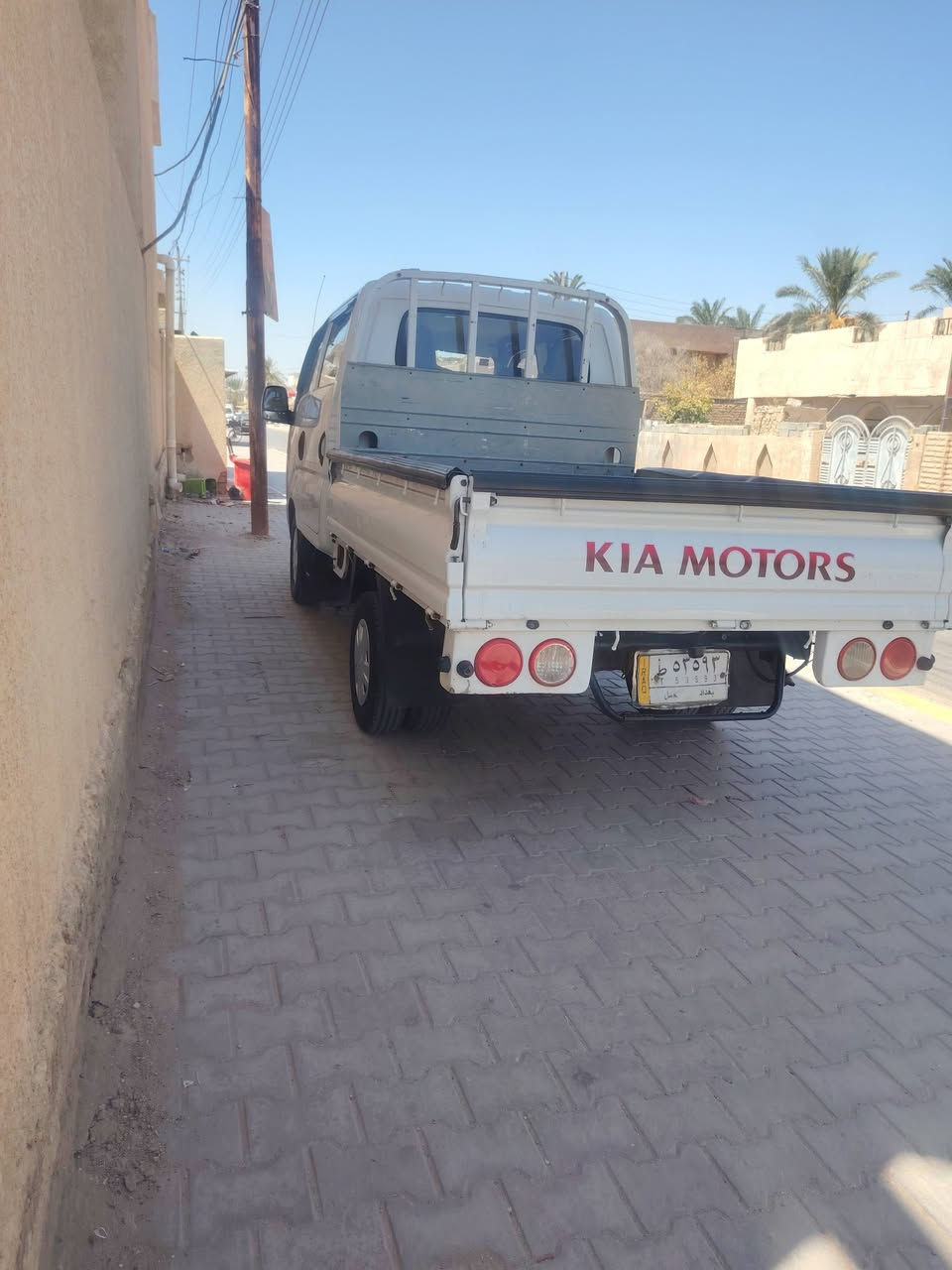 سلام عليكم للبيع كيه عموشه دبل قماره موديل ٢٠١٣ رقم بغداد سياره جديده مكفوله كفاله عامة العنوان بغداد الشراي يتصل الهاتف *********** //  ***********
