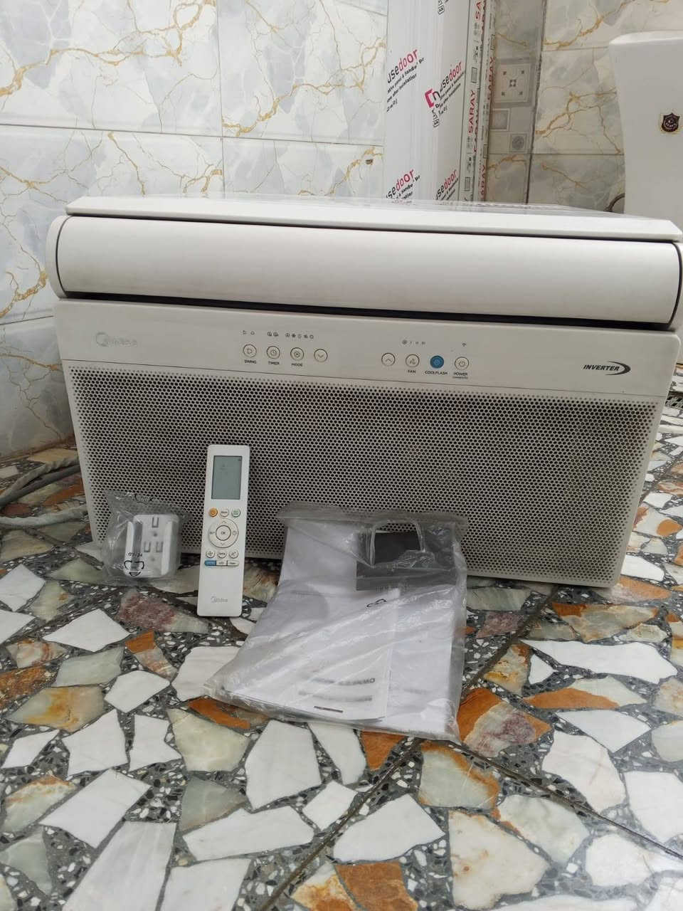 السلام عليكم مكيف ميديا طنين انفيرتير استخدام شهرين نظافه 100%100 مكان بغداد سعره 350 تحكم امبيريه اتصل / واتساب ***********
