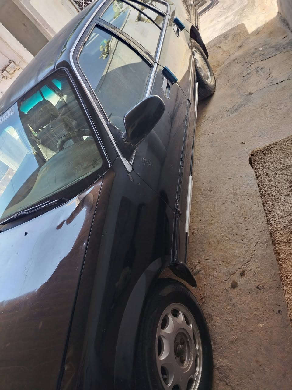 اسلام عليكم عيني برنس للبيع موديل 95 بغداد محرك وكير مكفولات السنوية ل 26 السعر 30 وبيها مجال ***********
