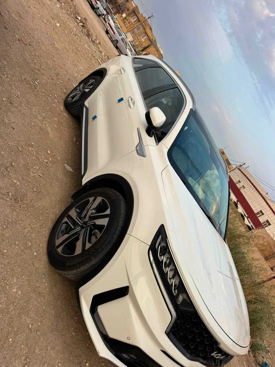 السلام عليكم 
سورنتو 22 خليجي  كفاله عامه  من كل شي  جديده   فول  عدلدفع الرباعي والكشن حار بارد
والباقي موجود   من جلد   من : قطع تبريد  من بنوراما  من كشن كهرباء من بصمه   من مرايه شفط  من لد  من ويل كب  وتخم تاير جديد  وشاشه  وكامره  ........ الخ 
اخوان  رقم اربيل  باسمنا تريد وكاله تريد تحويل  مكاني شطره  سعر البيع  250$
بيها شي جدا بسيط  الجيه  فقط تاخذ سياره جديده خليجي  
هـ  بيه واتساب ***********
***********
