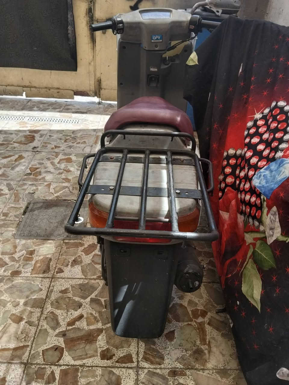 دراجه بيكم شغاله سلف أو هندر كهربائيات كامله شاصي مكفول مكينه ناعمه مفتوحه عداد السرعة كيج البانزين مابيه أي نقص الدراجه نظيفه السعر 400 بيه مجال كربلاء حي الاولاء
***********
***********
دراجه بيكم شغاله سلف أو هندر كهربائيات كامله شاصي مكفول مكينه ناعمه مفتوحه عداد السرعة كيج البانزين مابيه أي نقص الدراجه نظيفه السعر 400 بيه مجال كربلاء حي الاولاء
