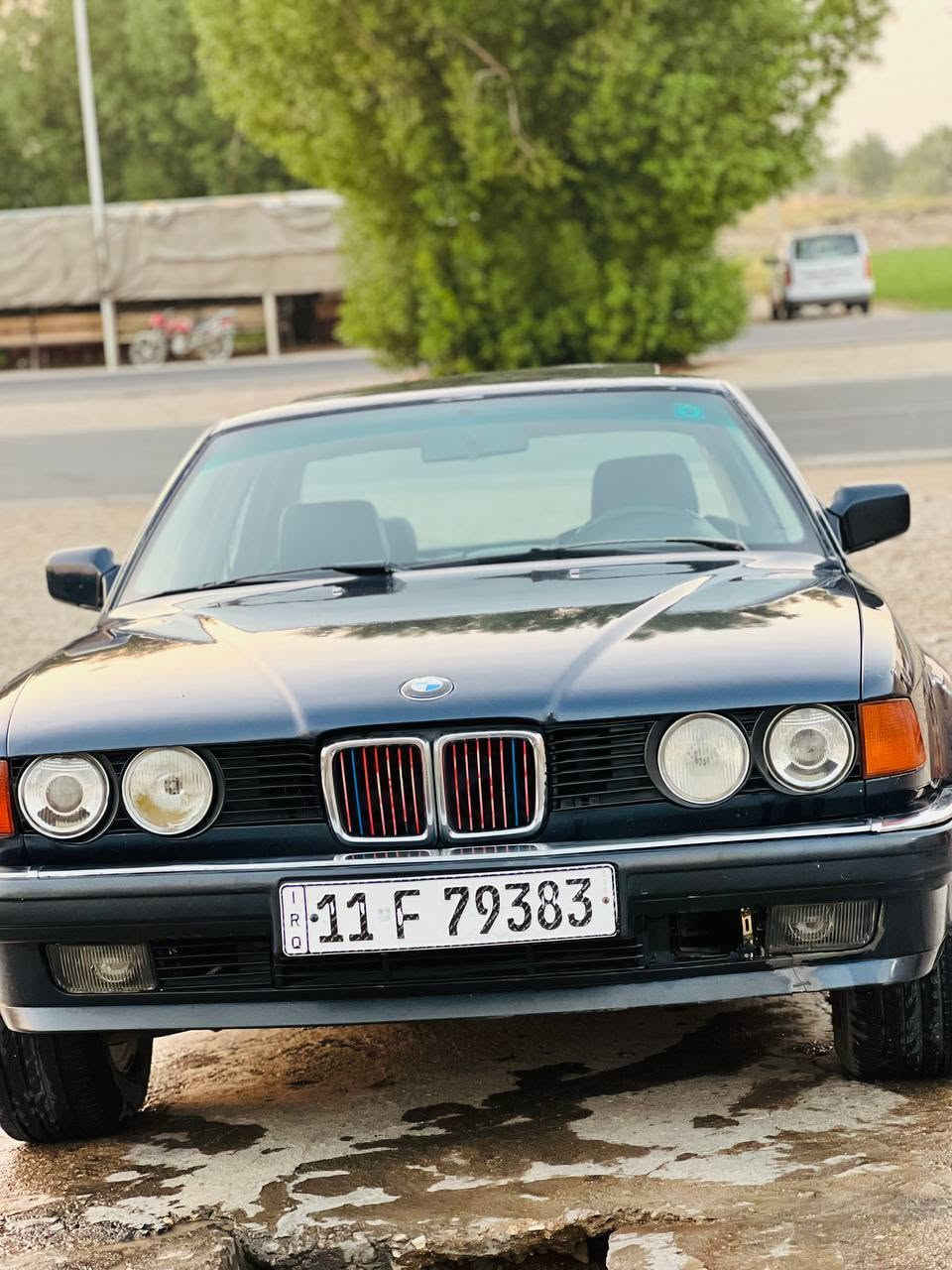 سلام عليكم اخوان 
BMW.
 ٧٣٠

 مفتوح سياره جديده وحلوه مكينه وكير جدد تخم تاير جديد باتري جديد كهربائيات 
كلها شغاله صدر نص عمر فتحه سقف رقم إنكليزي بسمي شوكت ما يعجبك داور السياره   السعر ٥٥ وبيها مجال رقم الهاتف أتصل وبيك خير ودلل ***********جديده المكان الشوملي
